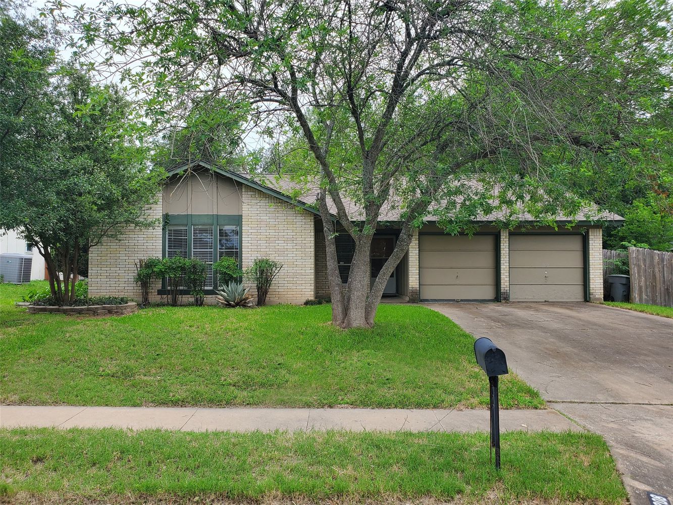 7208 Eganhill Dr